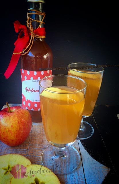 punsch, apfelpunsch, waermen, sirup, geschenk, heiss, suess, , idee, einfach kochen, einfaches rezept, rezepte, schweizer foodblogs, foodwerk.ch, foodwerk, foodblog, blog, food, kochen, backen, cook, bake, swiss, swiss foodblog, foodblogger, foodie, instafood, schweizer foodblog, luzern, kochanleitung, foodies, foodporn, rezept ideen, menuevorschlaege, menueplan, vorspeise, hauptgang, dessert, familyblog