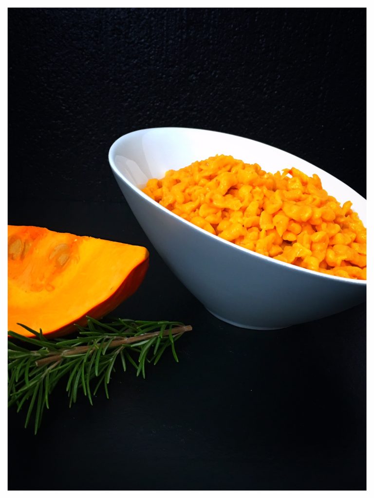 spaetzle, spaetzli, kuerbis, herbst, winter, wild, beilage, foodwerk.ch, foodblog, schweizer foodblogs