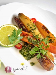#sogehtsommer, karotten, rüebli, chimichurri, bbq, grill, grillieren, salsa, sauce, vegetarisch, vegan, Rezept, idee, einfach kochen, einfaches rezept, rezepte, schweizer foodblogs, foodwerk.ch, foodwerk, foodblog, blog, food, kochen, backen, cook, bake, swiss, swiss foodblog, foodblogger, foodie, instafood, foodblogs, familyblog