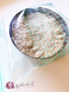 brotsticks, schnell, Teig, lagern, 2 wochen im kuehlschrank, apero, snack, idee, einfach kochen, einfaches rezept, rezepte, schweizer foodblogs, foodwerk.ch, foodwerk, foodblog, blog, food, kochen, backen, cook, bake, swiss, swiss foodblog, foodblogger, foodie, instafood, schweizer foodblog, luzern, kochanleitung, foodies, foodporn, rezept ideen, menuevorschlaege, menueplan, vorspeise, hauptgang, dessert, familyblog