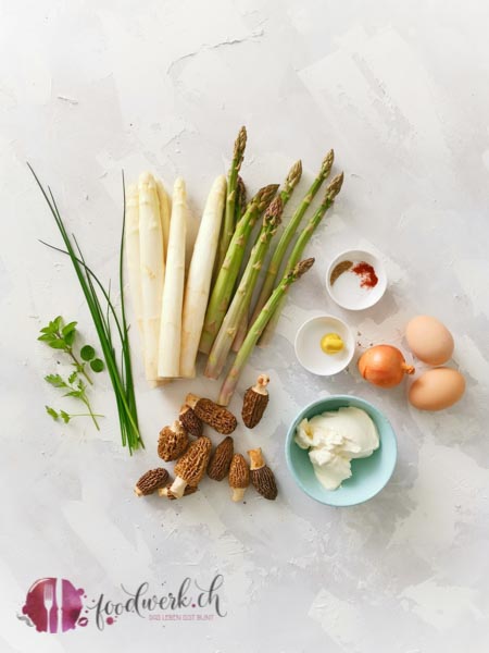Zutaten für die Spargeln mit Morcheln und Hollandaise weit