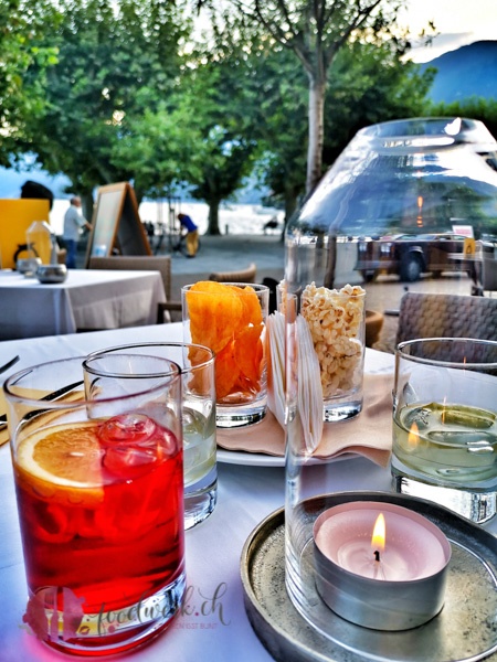 Apero im Albergo Carcani