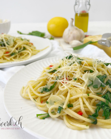 Aglio e Olio mit Spinat Titelbild