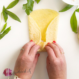 langsam von unten aufrollen