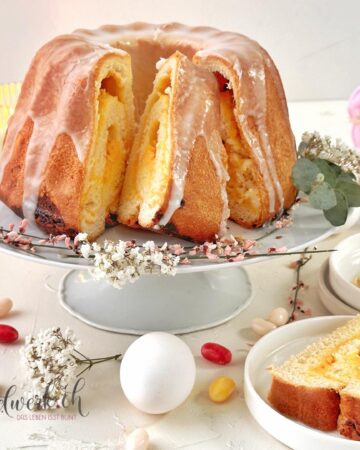 Hefe-Ostergugelhupf mit Karotten Lemoncurd Füllung
